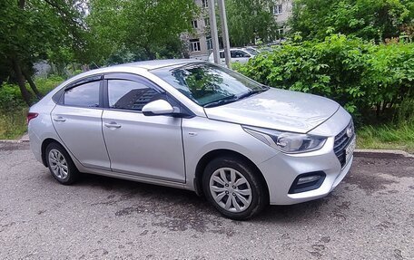 Hyundai Solaris II рестайлинг, 2018 год, 1 500 000 рублей, 2 фотография