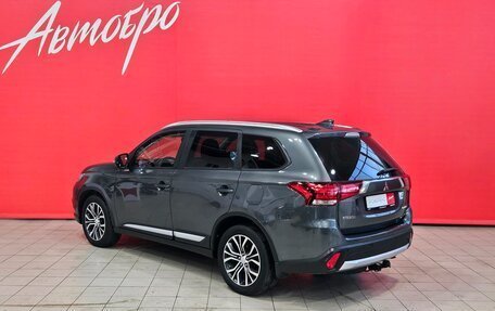 Mitsubishi Outlander III рестайлинг 3, 2018 год, 2 175 000 рублей, 3 фотография