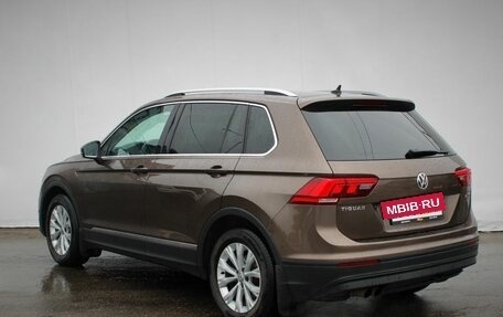 Volkswagen Tiguan II, 2018 год, 2 490 000 рублей, 5 фотография