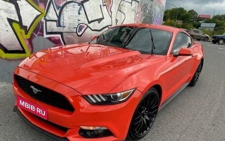 Ford Mustang VI рестайлинг, 2015 год, 2 497 000 рублей, 1 фотография