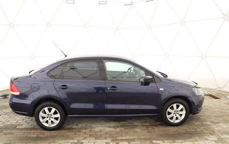 Volkswagen Polo VI (EU Market), 2011 год, 770 000 рублей, 2 фотография