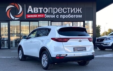 KIA Sportage IV рестайлинг, 2018 год, 2 250 000 рублей, 6 фотография