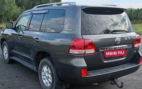 Toyota Land Cruiser 200, 2011 год, 3 600 000 рублей, 4 фотография