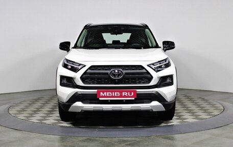 Toyota RAV4, 2023 год, 4 870 000 рублей, 2 фотография