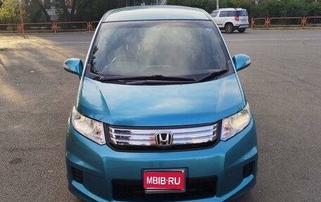 Honda Freed I, 2012 год, 1 420 000 рублей, 1 фотография