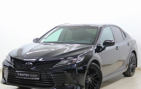 Toyota Camry, 2021 год, 3 985 000 рублей, 1 фотография