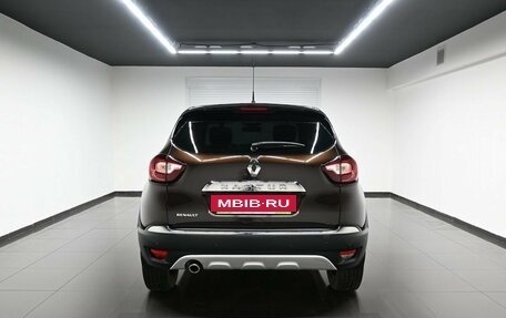 Renault Kaptur I рестайлинг, 2018 год, 1 845 000 рублей, 4 фотография