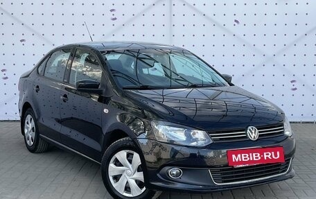 Volkswagen Polo VI (EU Market), 2015 год, 1 050 000 рублей, 2 фотография