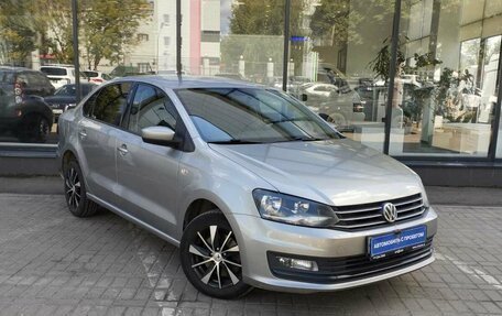 Volkswagen Polo VI (EU Market), 2017 год, 1 080 000 рублей, 3 фотография