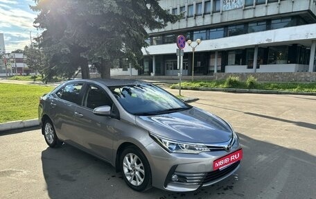 Toyota Corolla, 2018 год, 1 760 000 рублей, 3 фотография