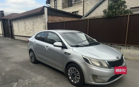 KIA Rio III рестайлинг, 2012 год, 670 000 рублей, 2 фотография