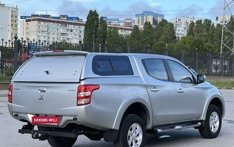 Mitsubishi L200 IV рестайлинг, 2015 год, 2 200 000 рублей, 5 фотография