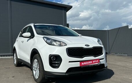 KIA Sportage IV рестайлинг, 2017 год, 1 850 000 рублей, 2 фотография