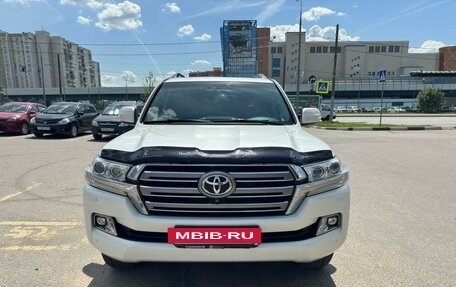 Toyota Land Cruiser 200, 2015 год, 3 фотография