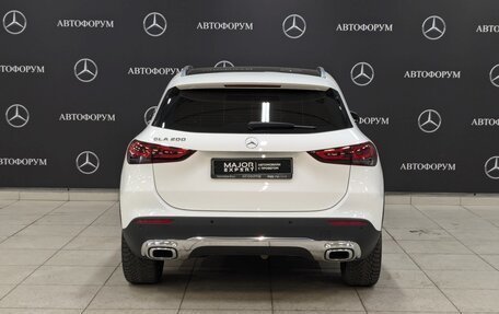 Mercedes-Benz GLA, 2020 год, 3 360 000 рублей, 3 фотография