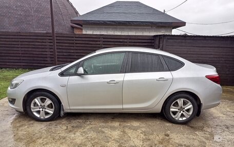 Opel Astra J, 2012 год, 890 000 рублей, 4 фотография