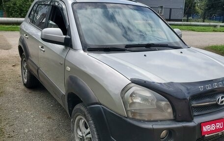 Hyundai Tucson III, 2005 год, 780 000 рублей, 2 фотография