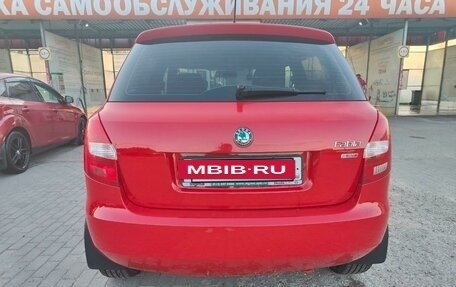 Skoda Fabia II, 2011 год, 999 000 рублей, 4 фотография