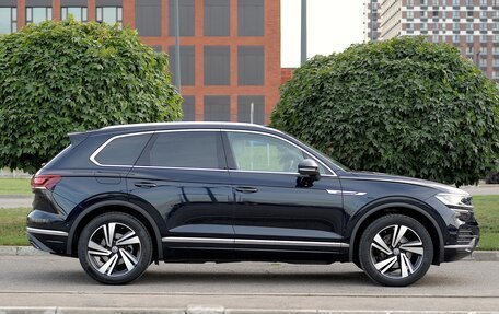 Volkswagen Touareg III, 2019 год, 5 645 000 рублей, 8 фотография