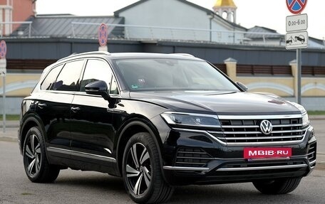 Volkswagen Touareg III, 2019 год, 5 645 000 рублей, 3 фотография