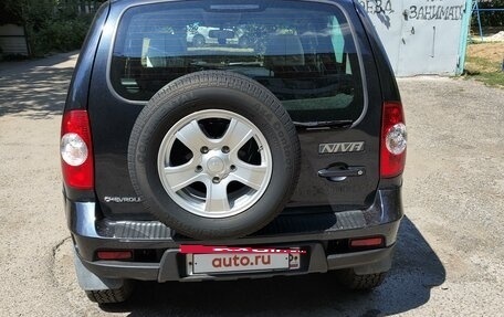 Chevrolet Niva I рестайлинг, 2011 год, 550 000 рублей, 2 фотография