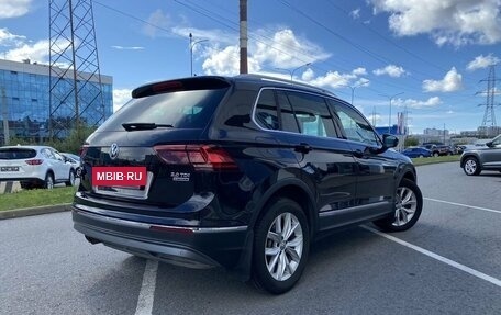 Volkswagen Tiguan II, 2017 год, 2 349 000 рублей, 5 фотография