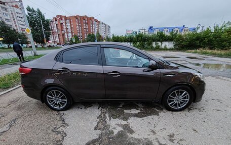 KIA Rio III рестайлинг, 2015 год, 975 000 рублей, 3 фотография