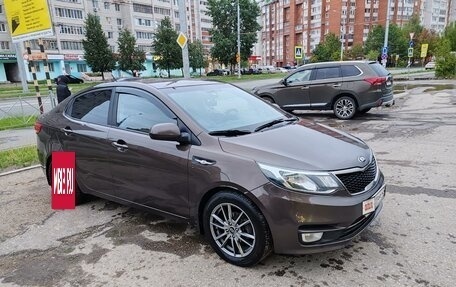 KIA Rio III рестайлинг, 2015 год, 975 000 рублей, 2 фотография