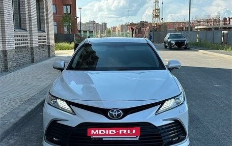 Toyota Camry, 2022 год, 2 фотография