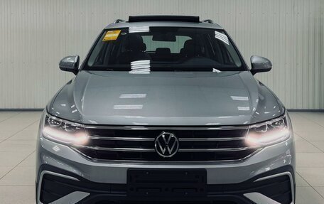 Volkswagen Tiguan II, 2023 год, 4 630 000 рублей, 3 фотография