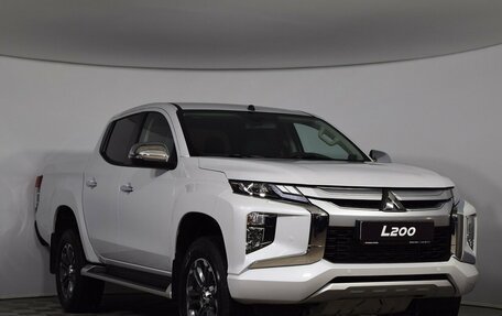 Mitsubishi L200 IV рестайлинг, 2023 год, 4 990 000 рублей, 3 фотография