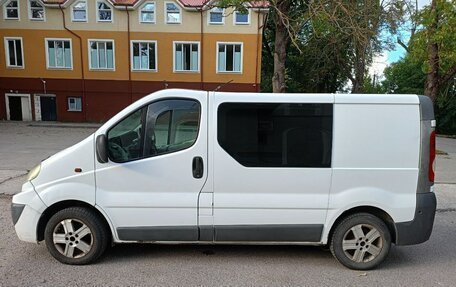 Renault Trafic, 2006 год, 850 000 рублей, 4 фотография