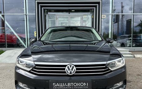 Volkswagen Passat B8 рестайлинг, 2015 год, 1 730 000 рублей, 3 фотография