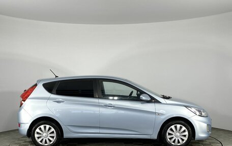 Hyundai Solaris II рестайлинг, 2011 год, 850 000 рублей, 4 фотография