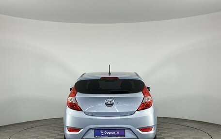 Hyundai Solaris II рестайлинг, 2011 год, 850 000 рублей, 6 фотография