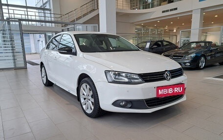 Volkswagen Jetta VI, 2014 год, 1 198 000 рублей, 3 фотография