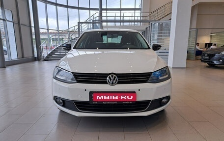 Volkswagen Jetta VI, 2014 год, 1 198 000 рублей, 2 фотография