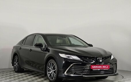 Toyota Camry, 2021 год, 3 900 000 рублей, 3 фотография