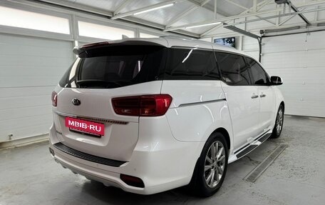 KIA Carnival III, 2018 год, 3 500 000 рублей, 8 фотография