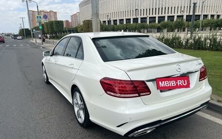 Mercedes-Benz E-Класс, 2013 год, 2 600 000 рублей, 4 фотография