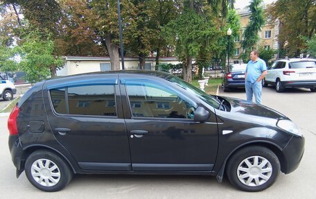 Renault Sandero I, 2012 год, 595 000 рублей, 2 фотография