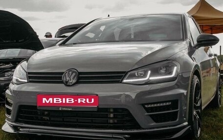 Volkswagen Golf VII, 2013 год, 1 550 000 рублей, 2 фотография