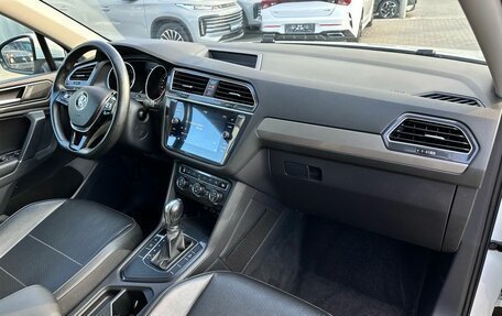 Volkswagen Tiguan II, 2018 год, 2 799 900 рублей, 11 фотография