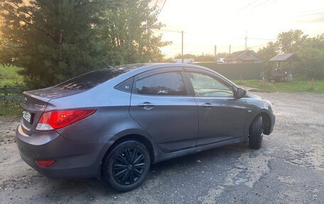 Hyundai Solaris II рестайлинг, 2011 год, 610 000 рублей, 5 фотография