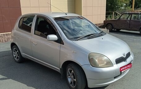 Toyota Vitz, 2000 год, 2 фотография