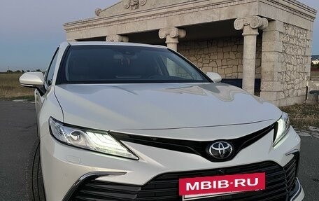 Toyota Camry, 2021 год, 4 600 000 рублей, 4 фотография