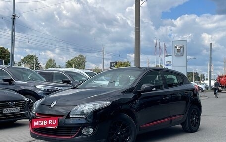 Renault Megane III, 2013 год, 879 000 рублей, 3 фотография