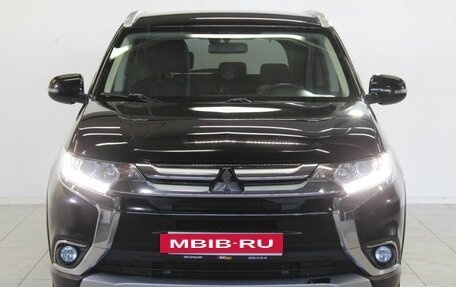 Mitsubishi Outlander III рестайлинг 3, 2018 год, 2 379 000 рублей, 2 фотография