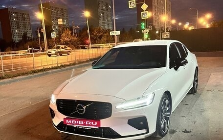 Volvo S60 III, 2020 год, 3 550 000 рублей, 2 фотография