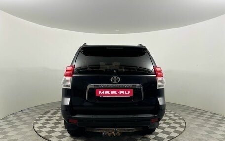 Toyota Land Cruiser Prado 150 рестайлинг 2, 2012 год, 2 429 000 рублей, 6 фотография